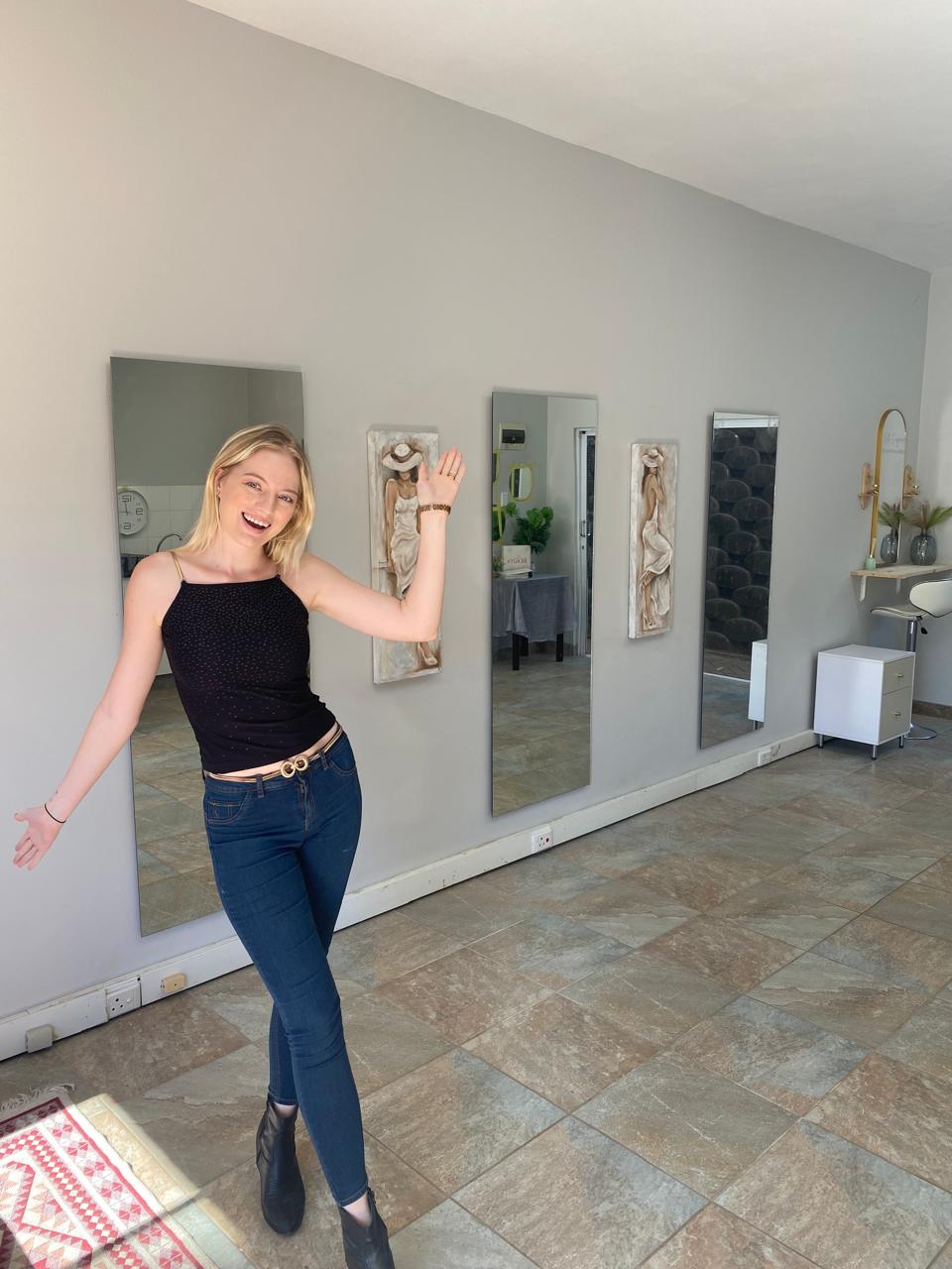 Melissa, owner of Simply Models, welcoming students at the new Pinnacle Park studio